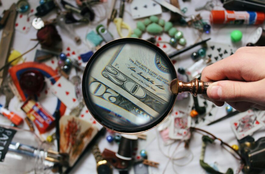 Transparency in Times of Financial Challenge: How and When